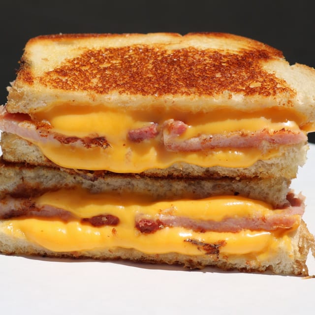 Grilled Ham 'n Cheese.